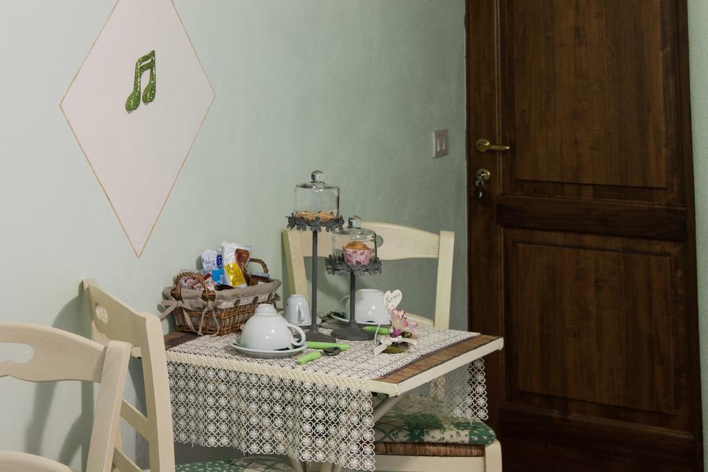 B&B Il Sogno Del Musicista 몬탈치노 외부 사진